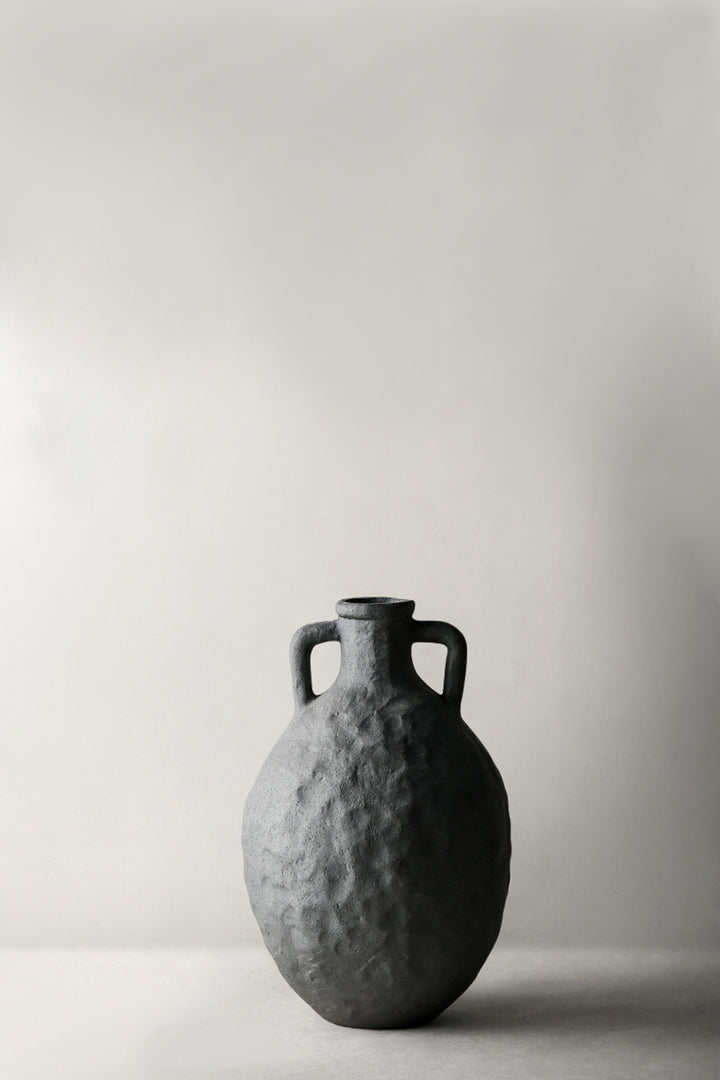 Designer-Vase WANO Vasen 11" aus Keramik _label_handmade b&w cj decor deko & homestyle Facebook fashion handmade herbst industrial max minimal priori spring vase